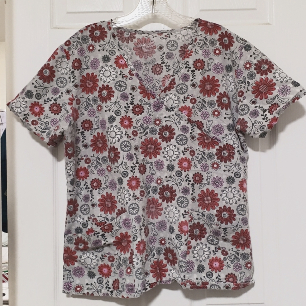 Scrub top
